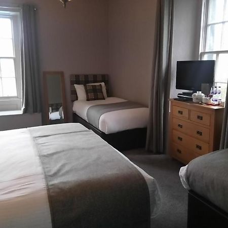 Benleva Hotel Drumnadrochit Buitenkant foto