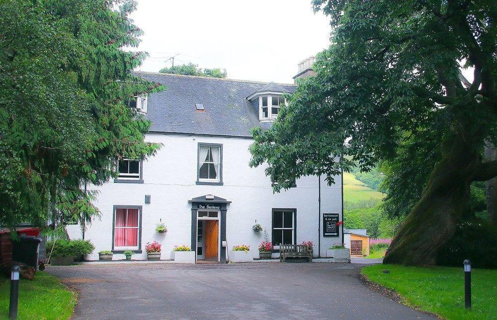 Benleva Hotel Drumnadrochit Buitenkant foto