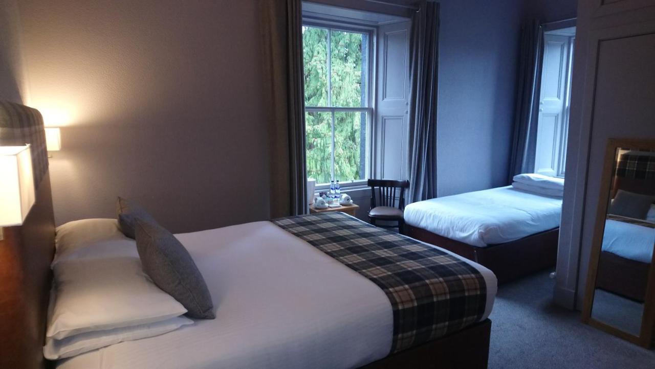 Benleva Hotel Drumnadrochit Buitenkant foto