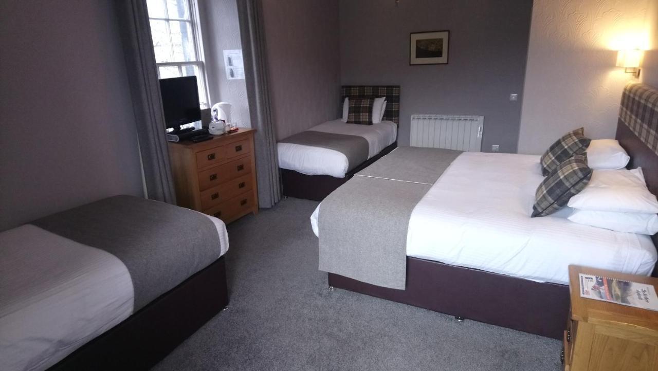 Benleva Hotel Drumnadrochit Buitenkant foto